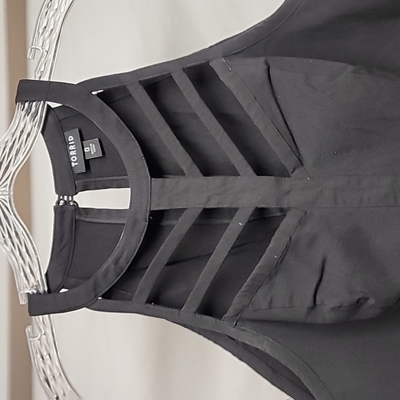 Torrid Black Top with Open Straps Across the Front. Size 0 - Picture 2 of 6